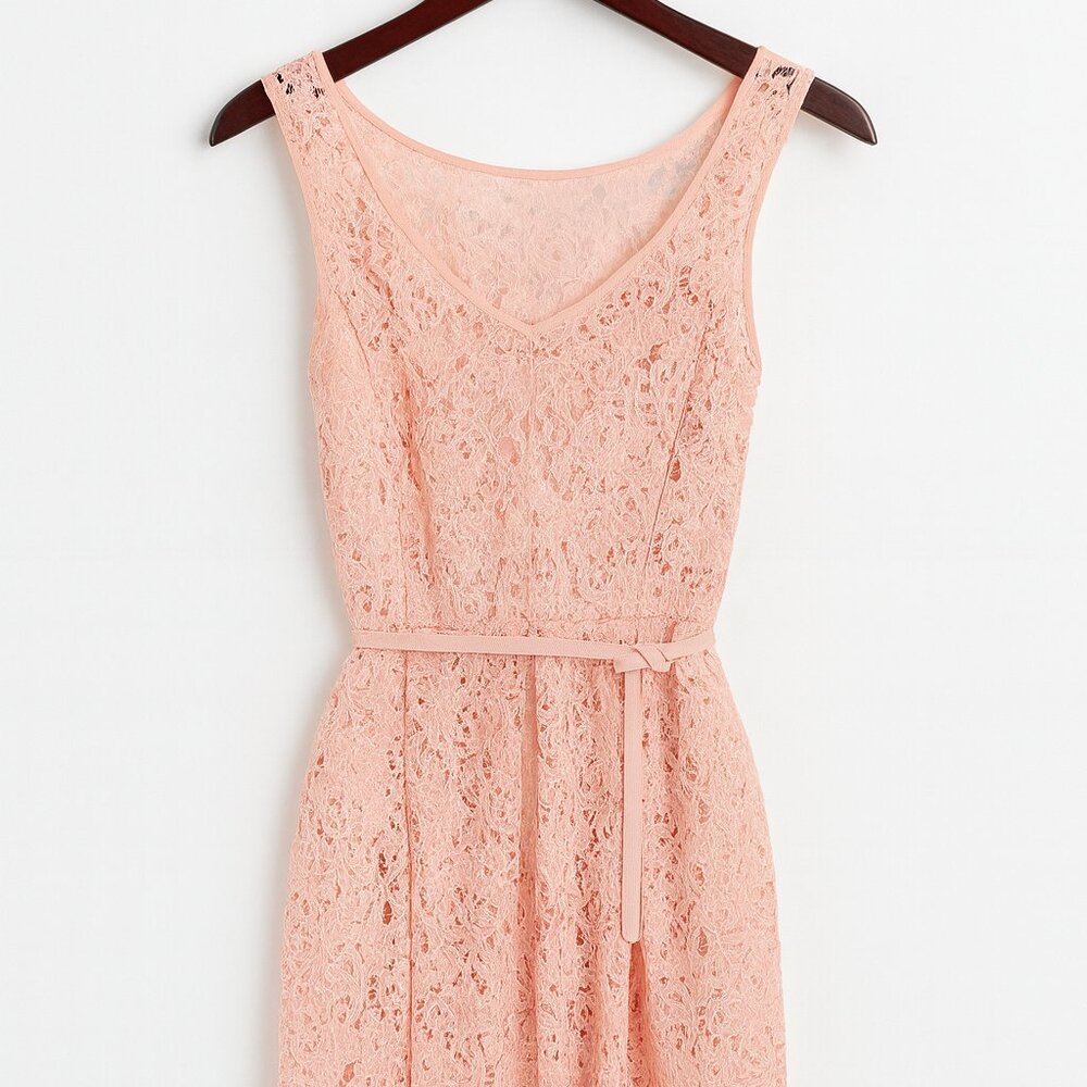 White House Black Market Pink Lace Sleeveless Dress with Belt Size 0